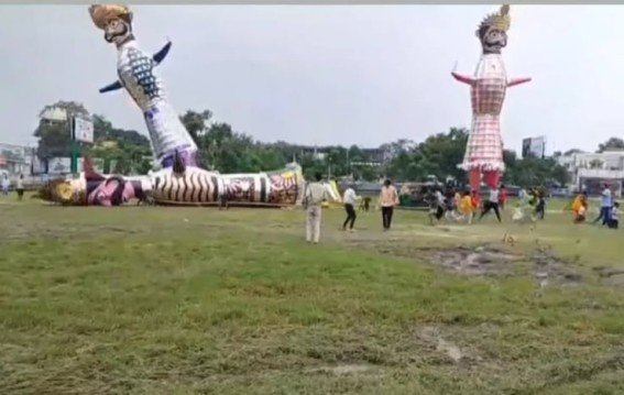 सहारनपुर दशहरे में रावण उड़कर