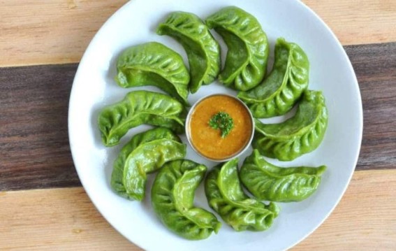 हेल्दी और टेस्टी पालक मोमोज रेसिपी