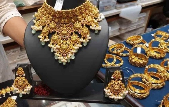 सोने के दाम बढ़े