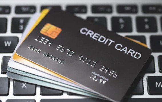 क्रेडिट कार्ड फ्रॉड में पैसे गंवाए?