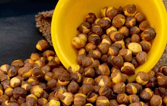 मिलावटी भुने चने से बढ़ सकता है कैंसर का खतरा — रहें सतर्क