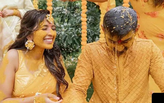 हल्दी के बाद दूल्हा-दुल्हन घर से क्यों नहीं निकलते?