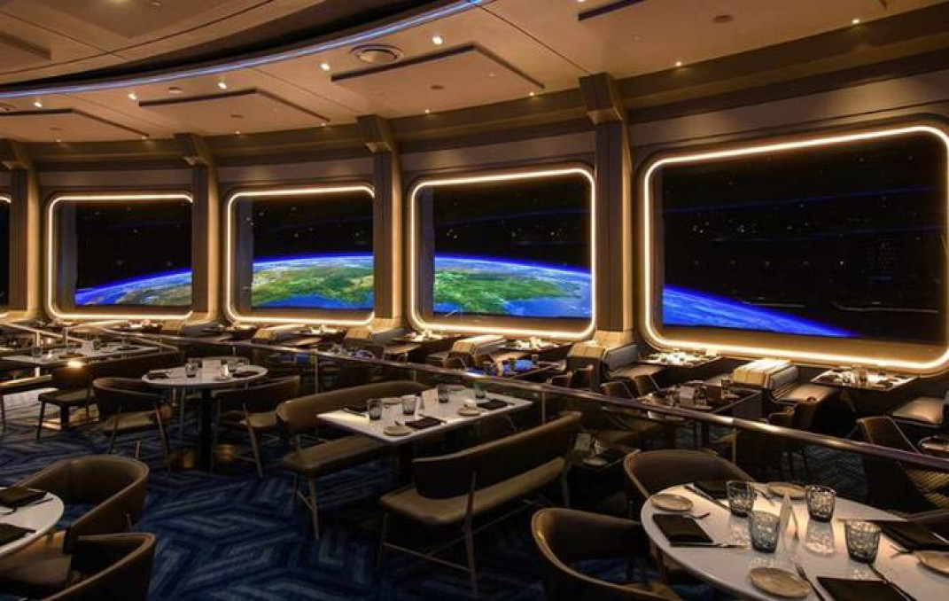 Get out-of-the-world dinning experience at Disneyw